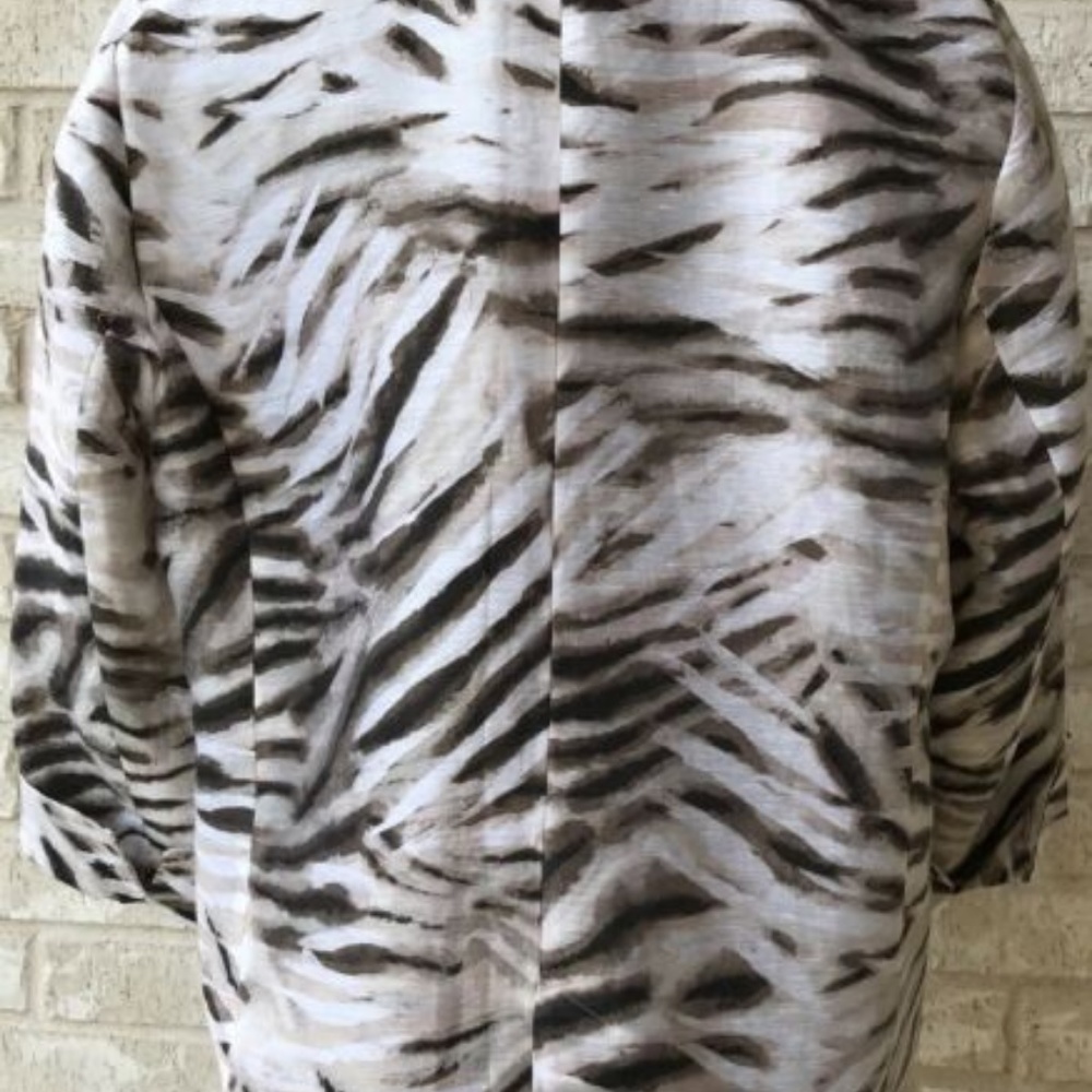 NWT Chicos Tiger Stripe Veronican Pattern Jacket size 16 - Picture 2 of 3